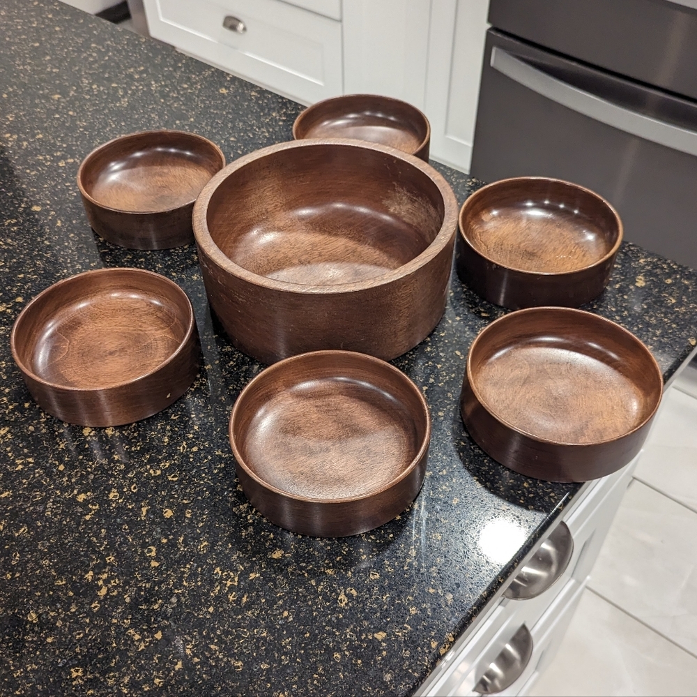 Hand turned wood bowl set - Picture 4 of 11